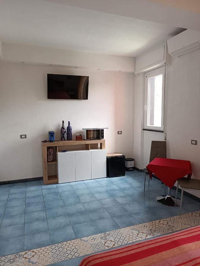 Villa Caribe Affittacamere Monterosso al Mare Bagian luar foto